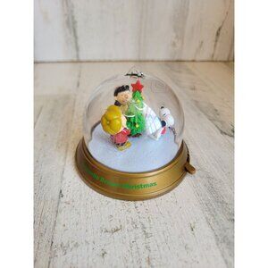 Blockbuster very merry world‎ around Snoopy Charlie Brown vintage xmas